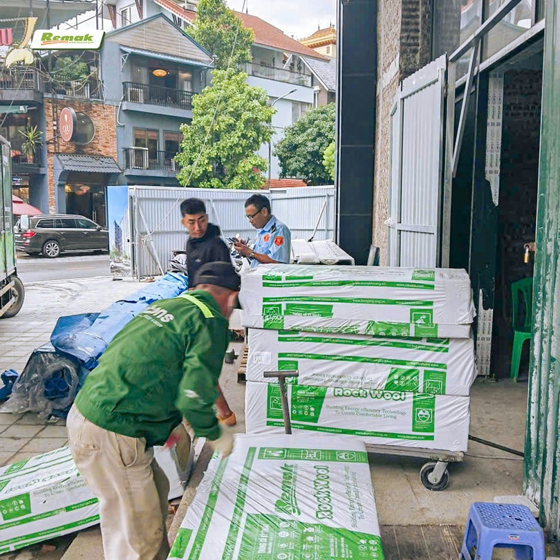 Ngoài khách sạn Marriot, Remak đã từng cấp vật liệu cách âm cách nhiệt cho hàng loạt dự án lớn cả trong và ngoài nước